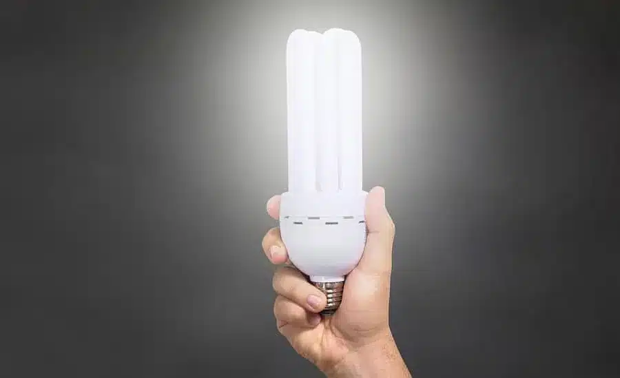 Kenapa Lampu LED Lebih Hemat Listrik 3 Ilustrasi Lampu Bohlam